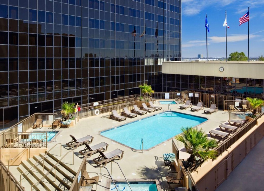 Hilton Los Angeles Airport Main image